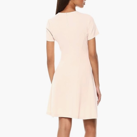 Theory Modern Seamed Shift Dress in Crepe Size 6 Light Pink - Picture 3 of 13